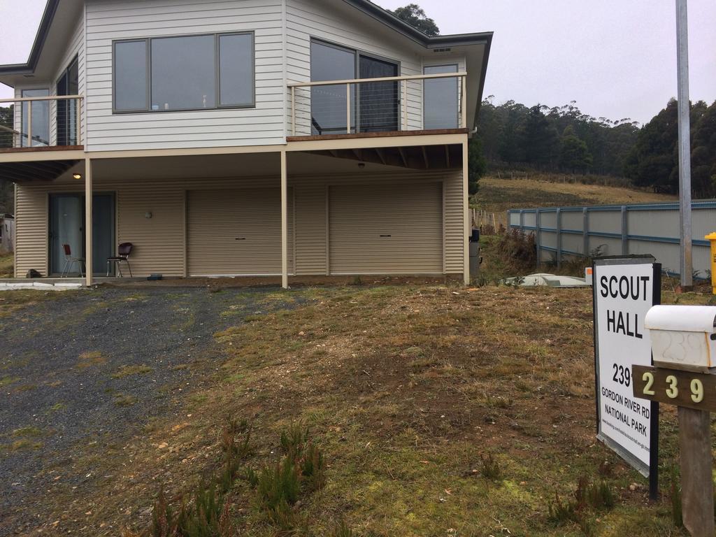 Scout Hall Hotel National Park Exterior photo